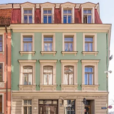 Awesome Old Town Rooftop With Terrace Apartment *