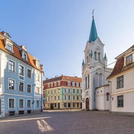 Apartment Awesome Old Town Rooftop With Terrace *