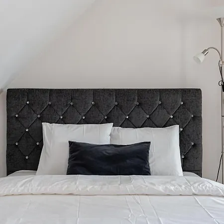 Awesome Old Town Rooftop With Terrace Apartment Riga